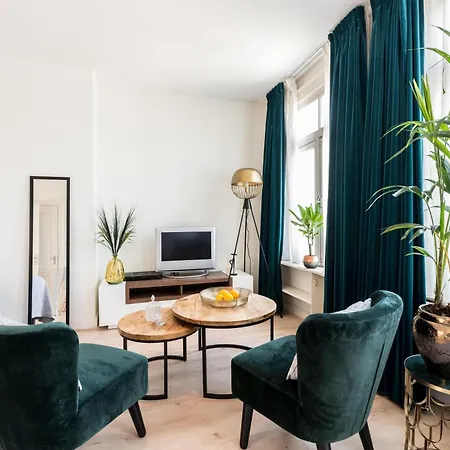 Heritage Canal House Suites Couette-café