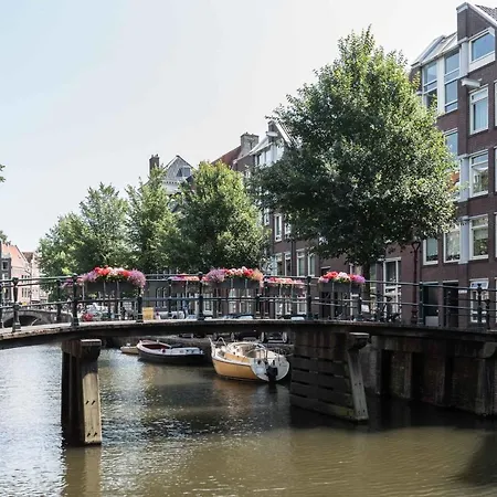Heritage Canal House Suites *