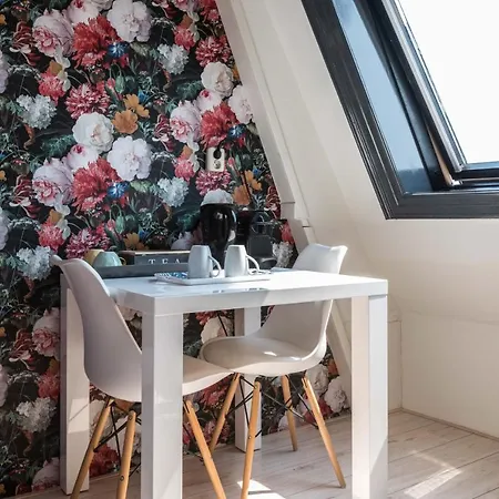 Panzió Heritage Canal House Suites