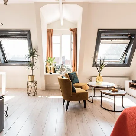 Panzió Heritage Canal House Suites
